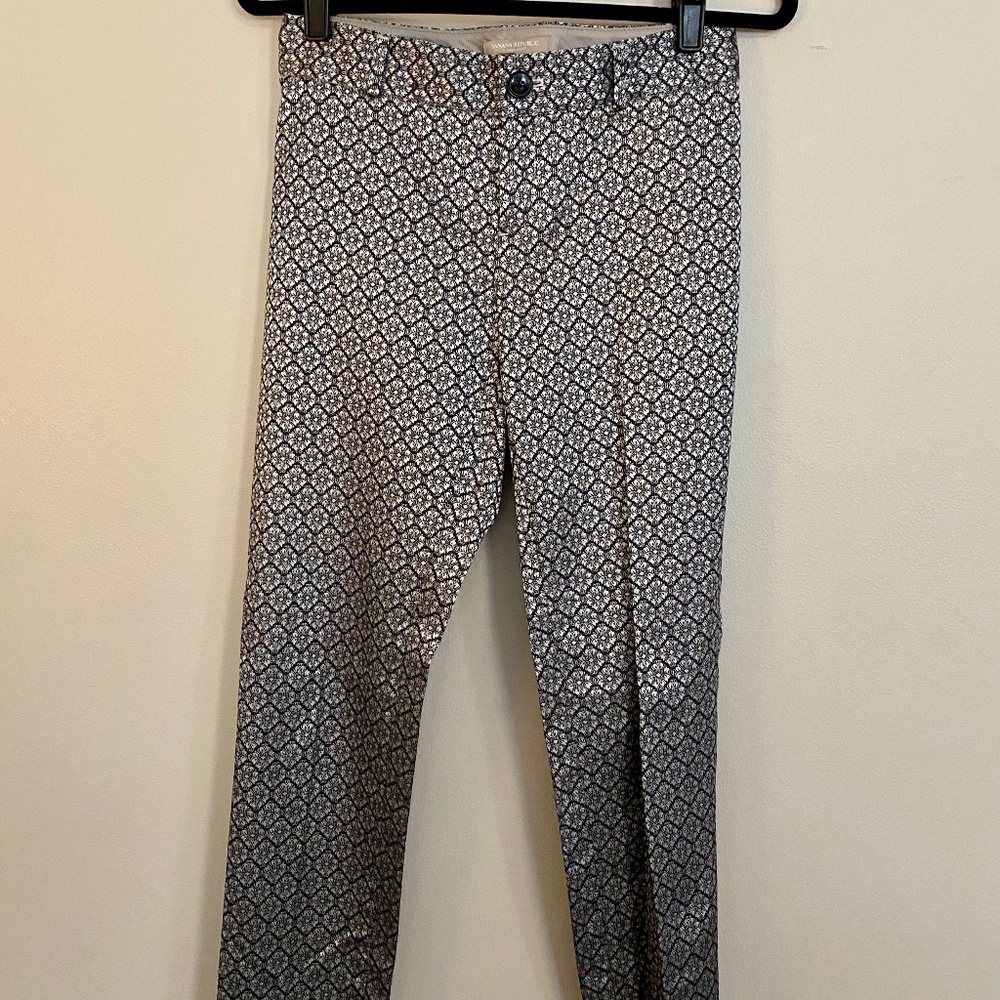 Banana republic camden silver and black geometric panrs